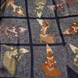 Daniel Hechter scarf measuring 34” x 34”